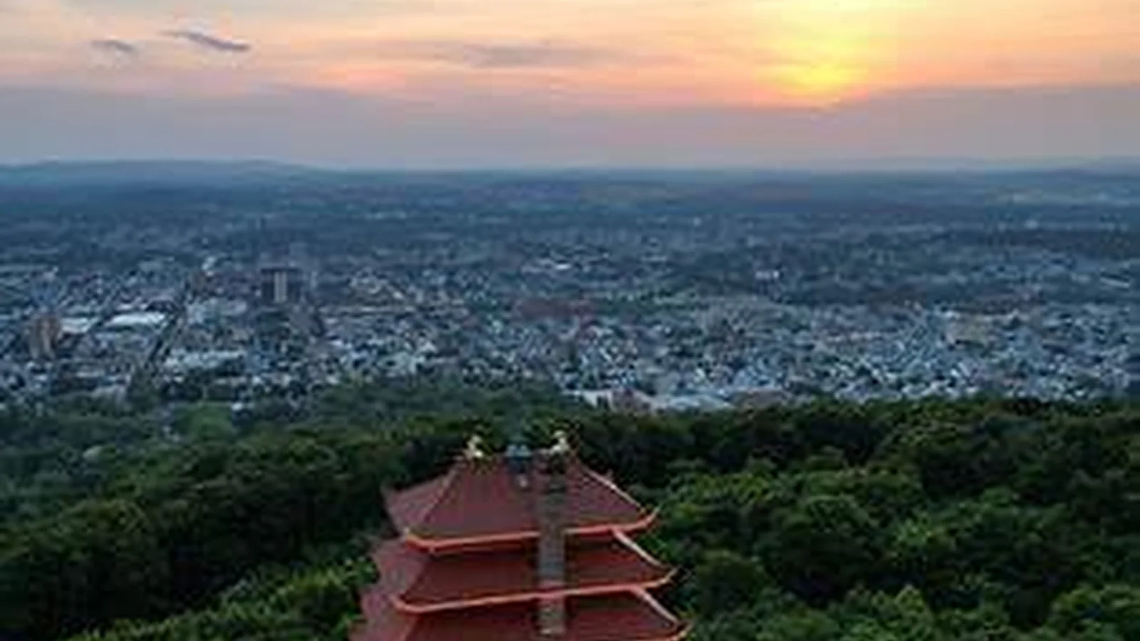 Reading Pagoda and the city view from Mount Penn