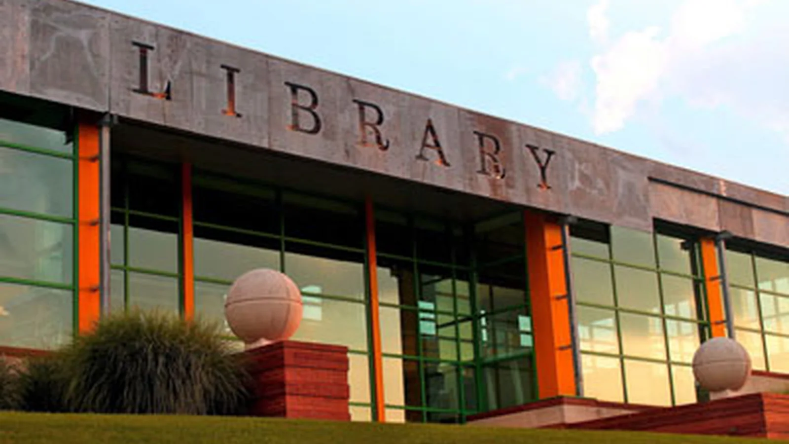 Ephrata Public Library and community architecture